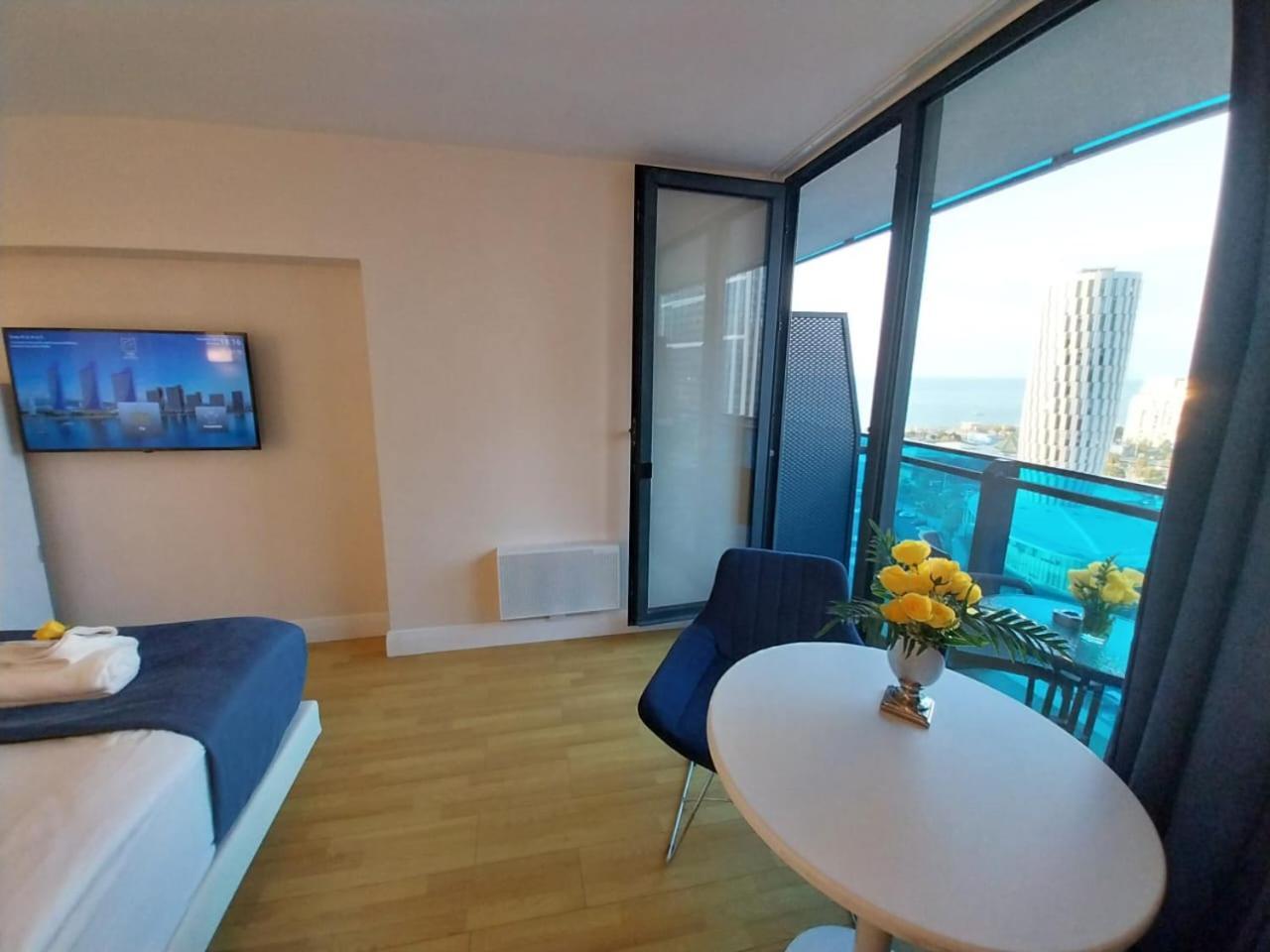 באטומי Natalia -Apartments In - Orbi City מראה חיצוני תמונה