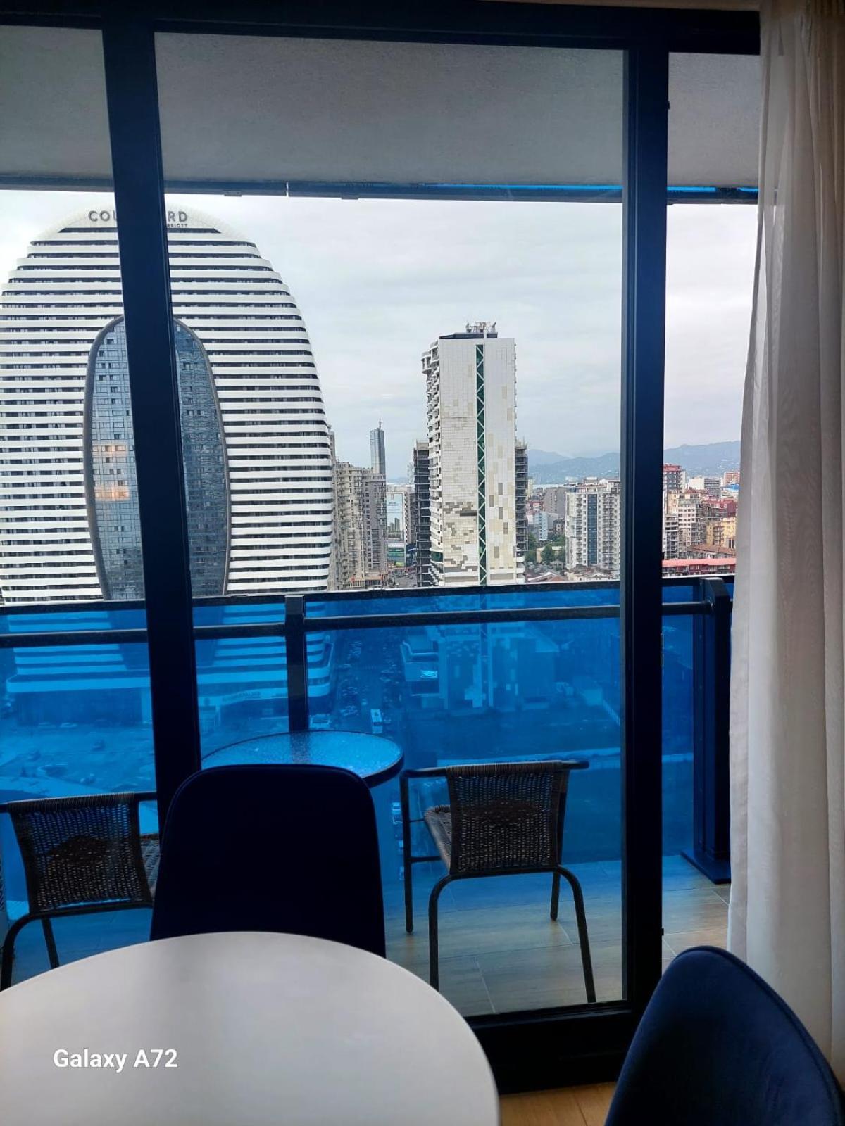 באטומי Natalia -Apartments In - Orbi City מראה חיצוני תמונה