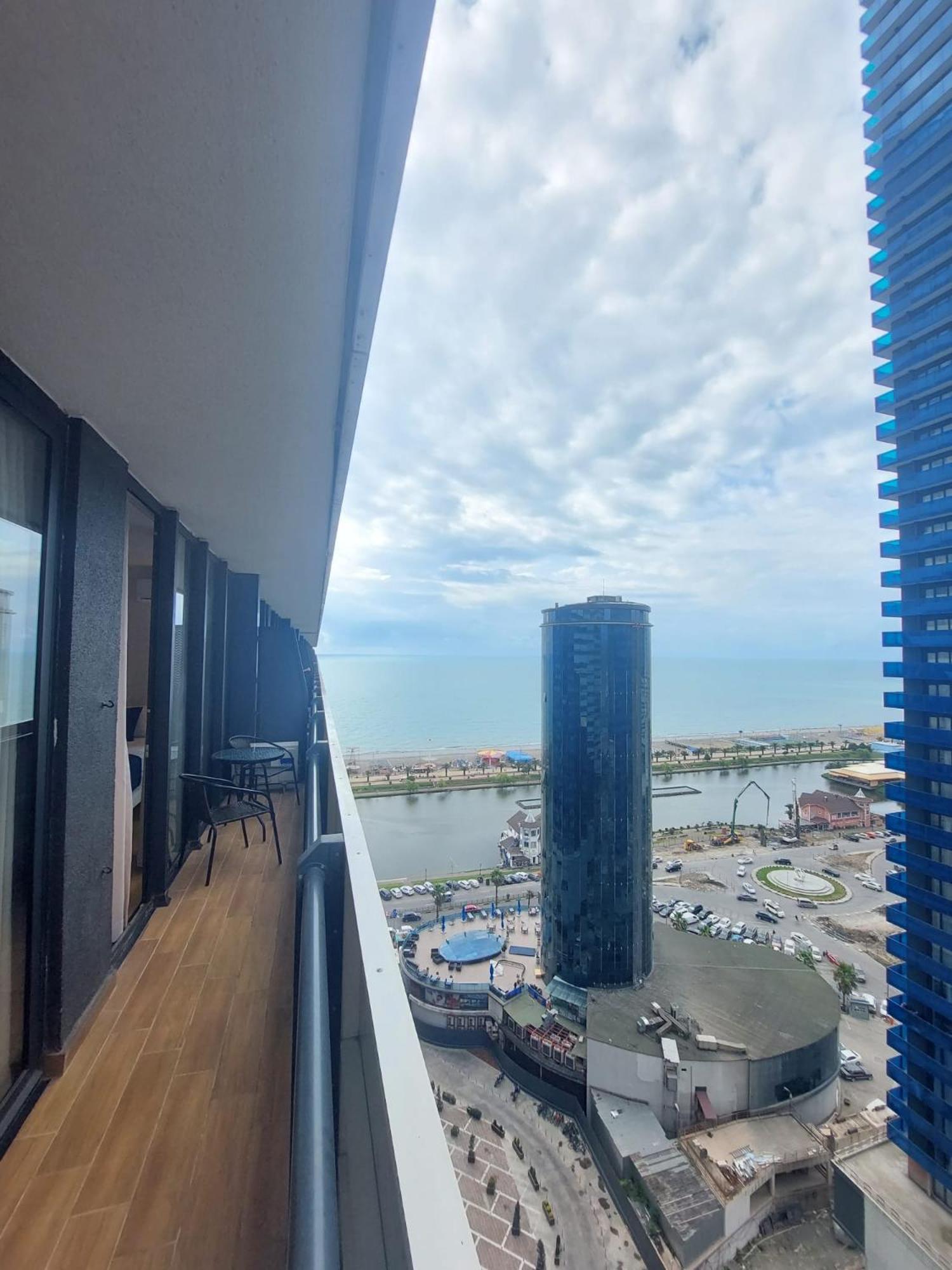 באטומי Natalia -Apartments In - Orbi City מראה חיצוני תמונה