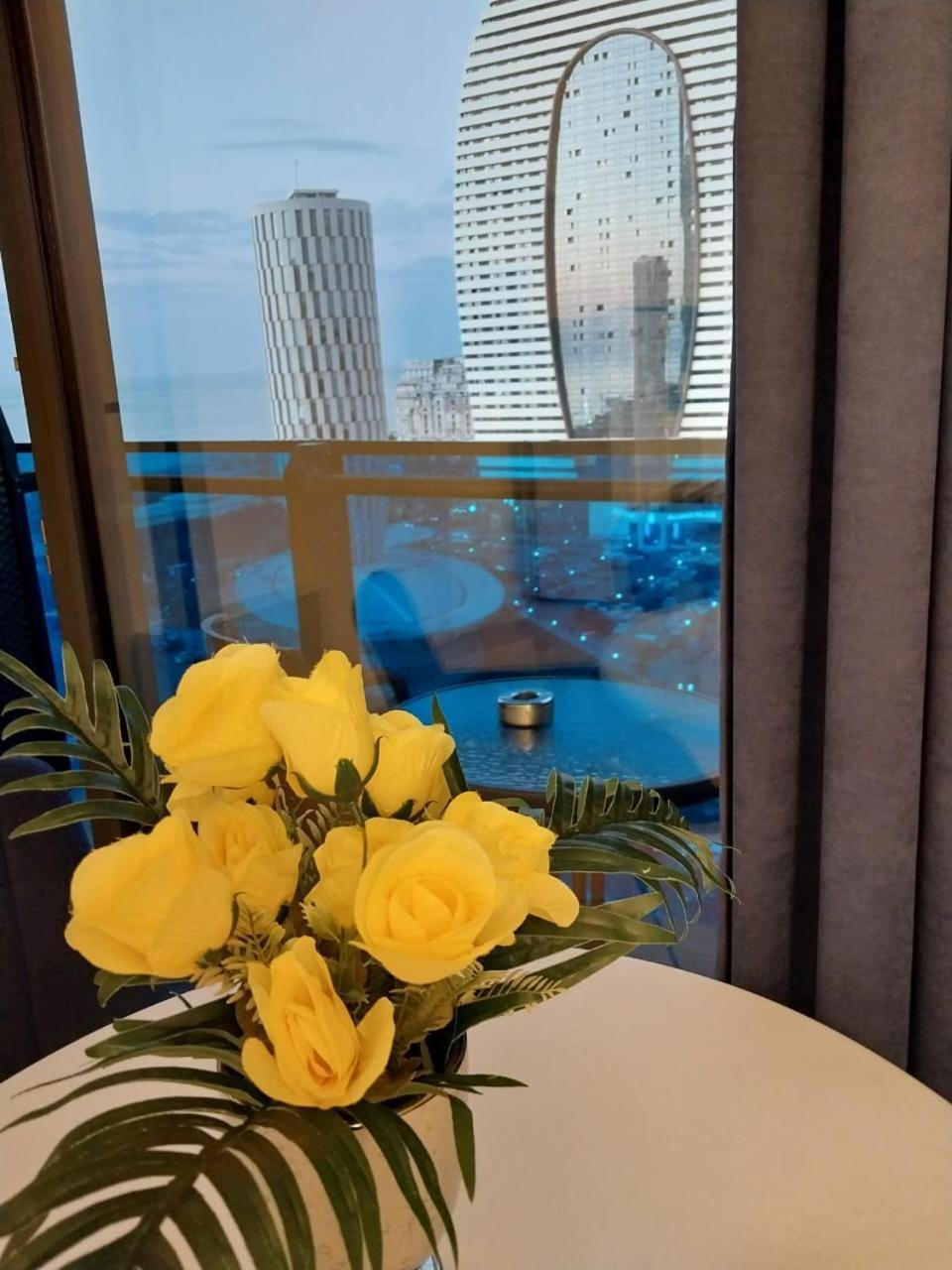 באטומי Natalia -Apartments In - Orbi City מראה חיצוני תמונה